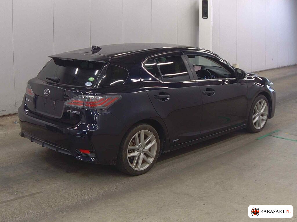 2014 Lexus CT CT200H Version L 4