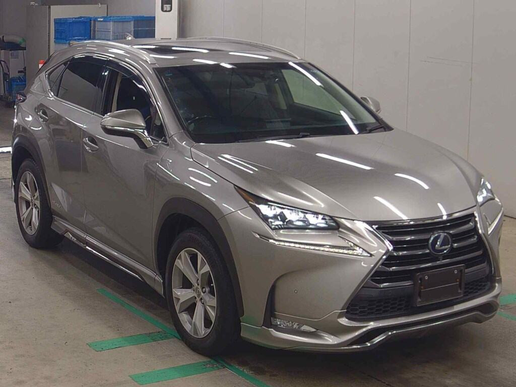 Lexus NX 2015 z aukcji japońskiej