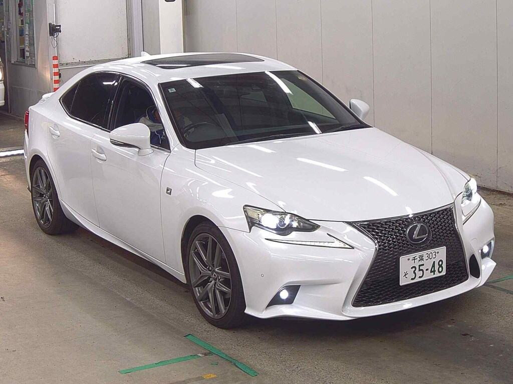 Lexus Is 2013 z aukcji japońskiej