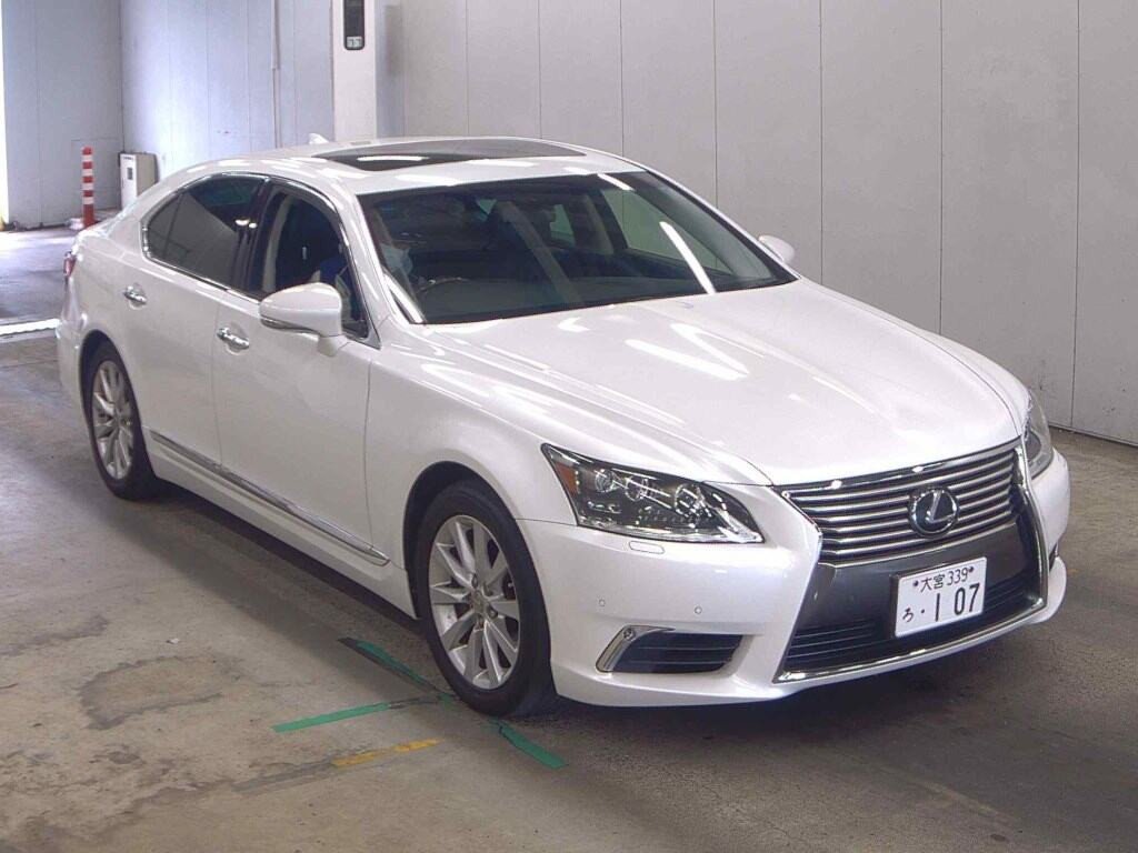 Lexus LS 2016 z aukcji japońskiej