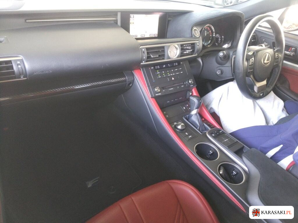 Lexus RC F 2014 z aukcji japońskiej