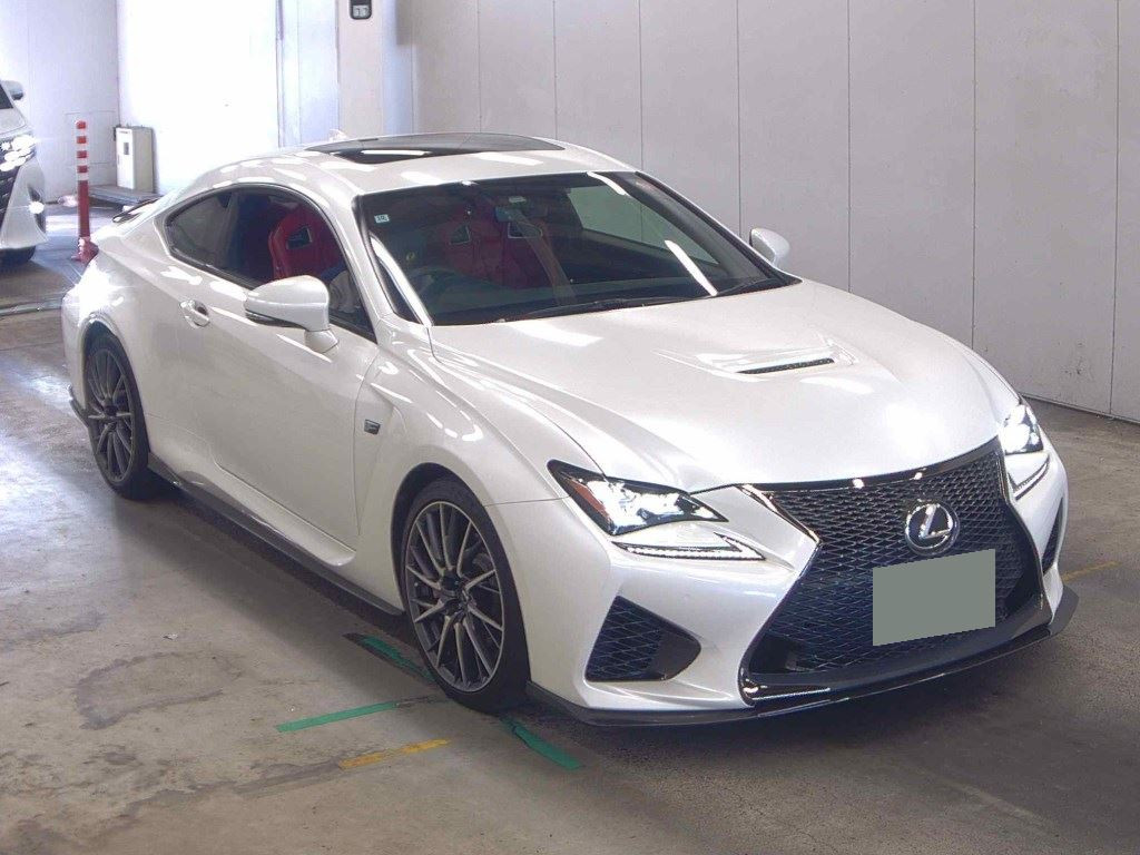 Lexus RC F 2014 z aukcji japońskiej