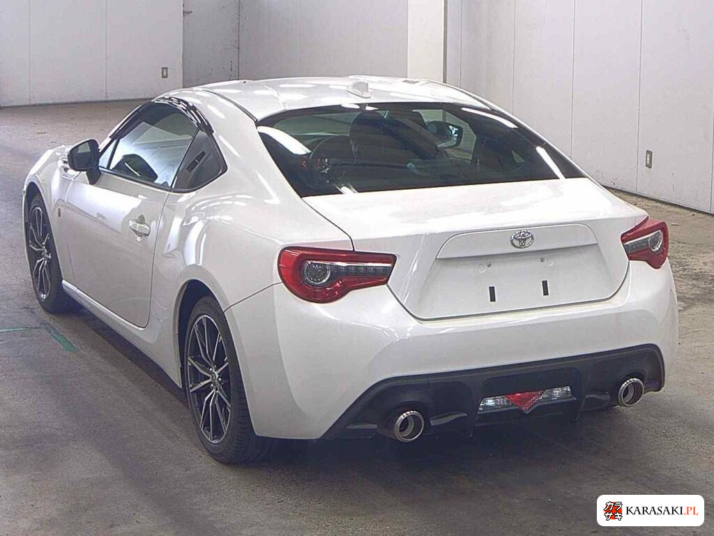 Toyota 86 2017 z aukcji japońskiej