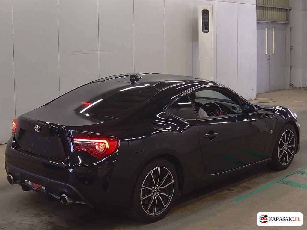 Toyota 86 2017 z aukcji japońskiej