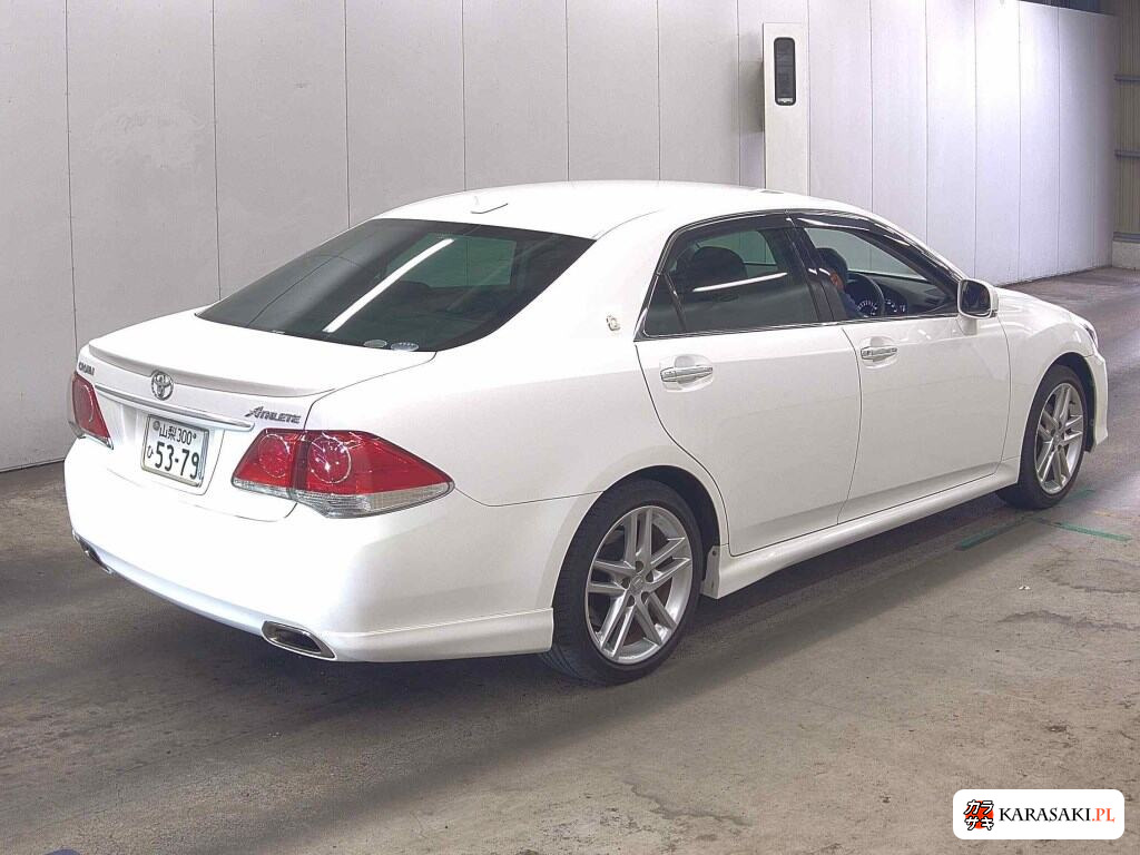 Toyota Crown 2010 z aukcji japońskiej