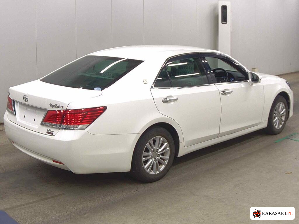 Toyota Crown 2013 z aukcji japońskiej