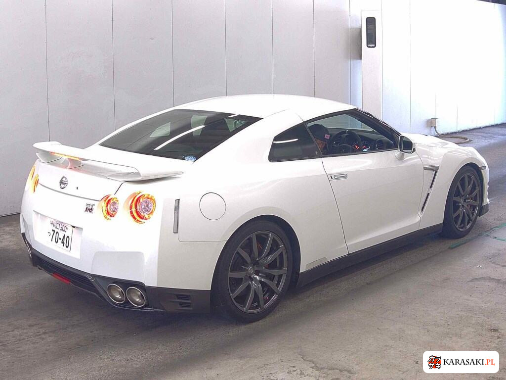 Nissan GT-R 2013 z aukcji japońskiej