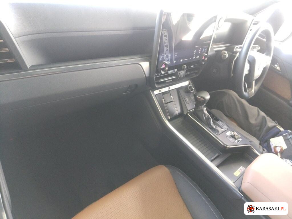 Lexus GX 2025 z aukcji japońskiej