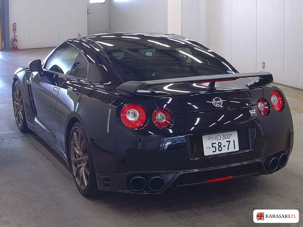 Nissan GT-R 2013 z aukcji japońskiej