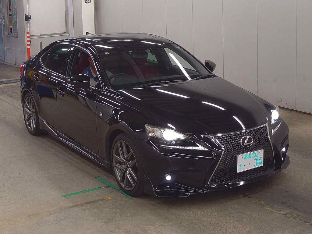 Lexus Is 2013 z aukcji japońskiej
