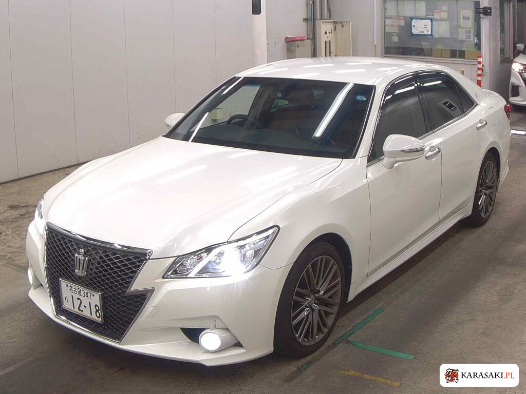 Toyota Crown 2013 z aukcji japońskiej