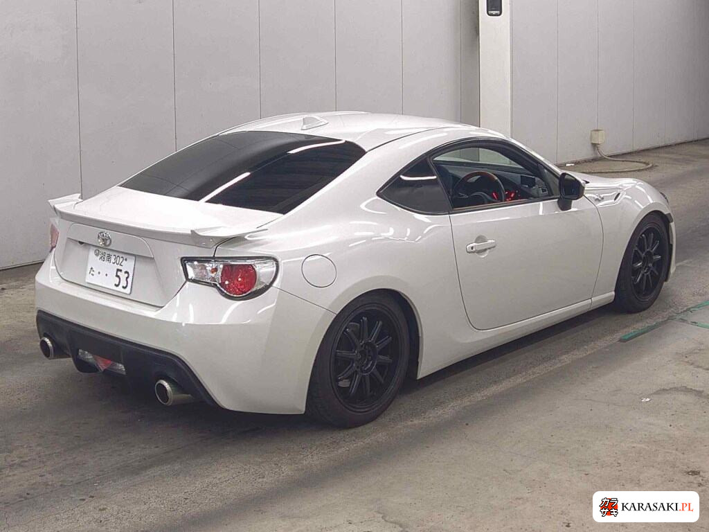 Toyota 86 2016 z aukcji japońskiej