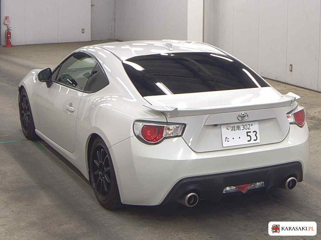 Toyota 86 2016 z aukcji japońskiej