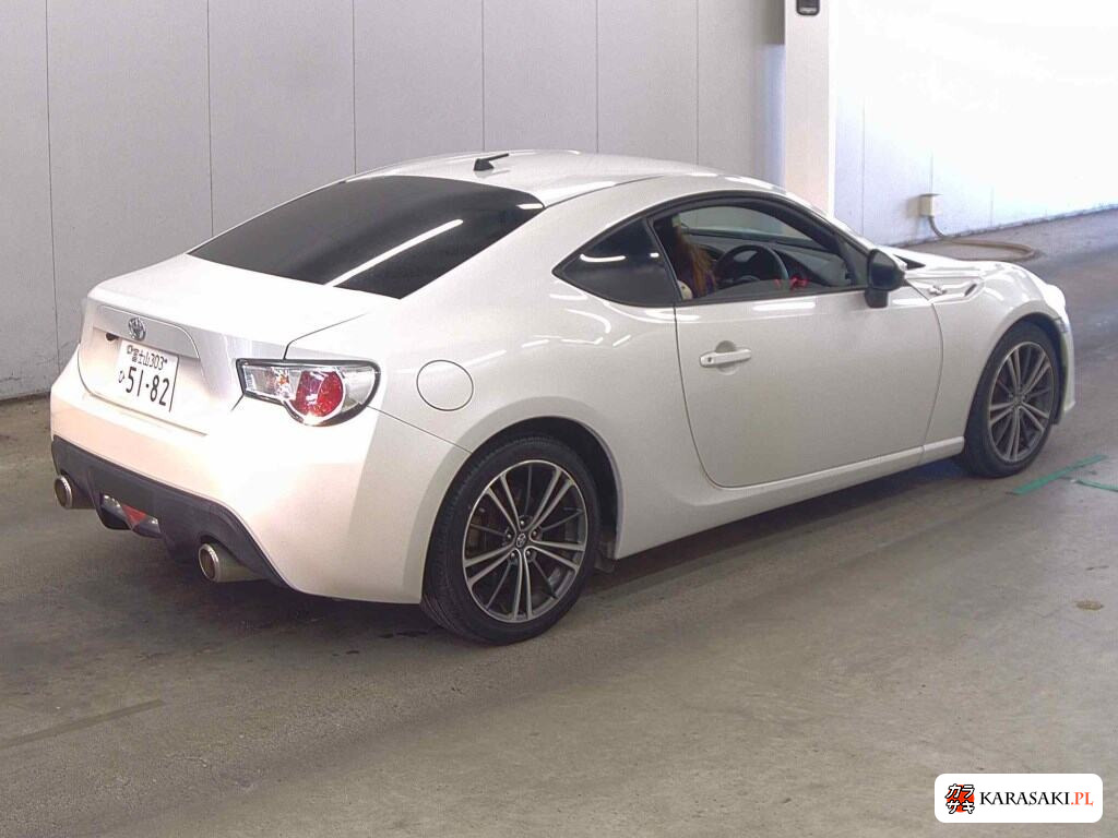 Toyota 86 2012 z aukcji japońskiej