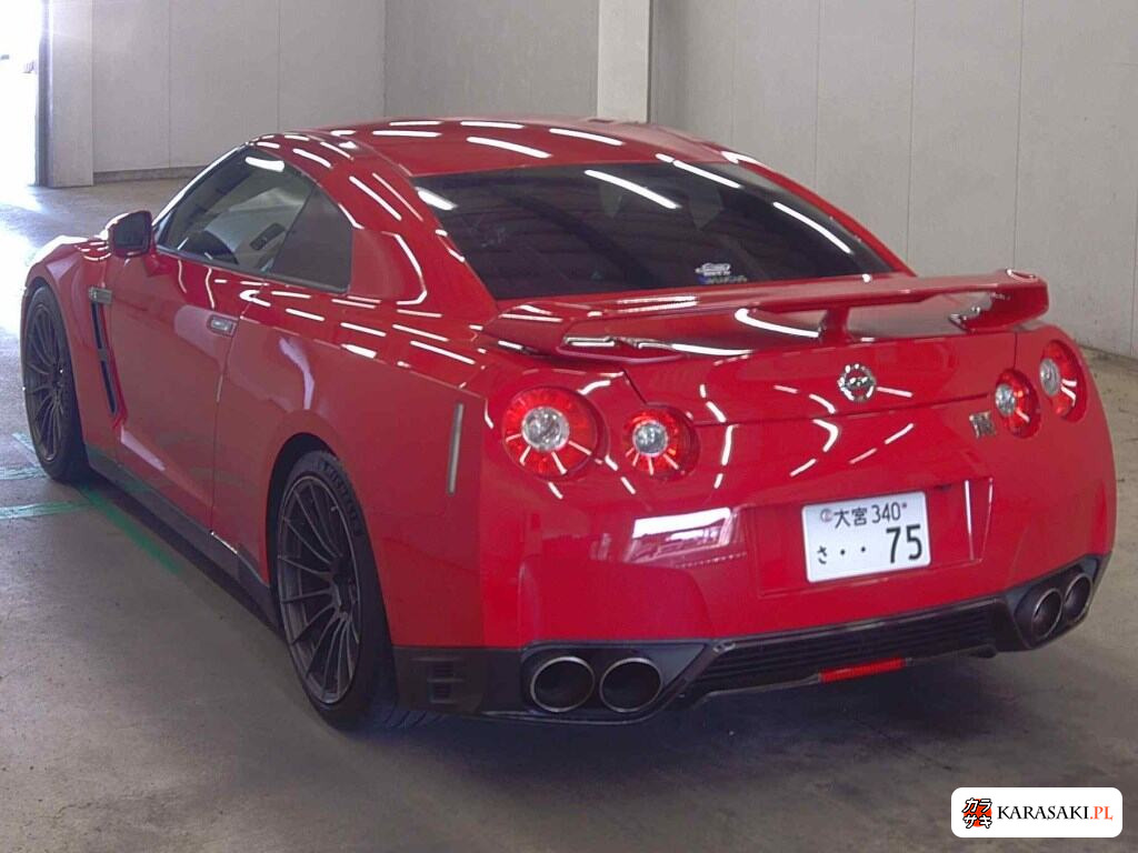 Nissan GT-R 2011 z aukcji japońskiej