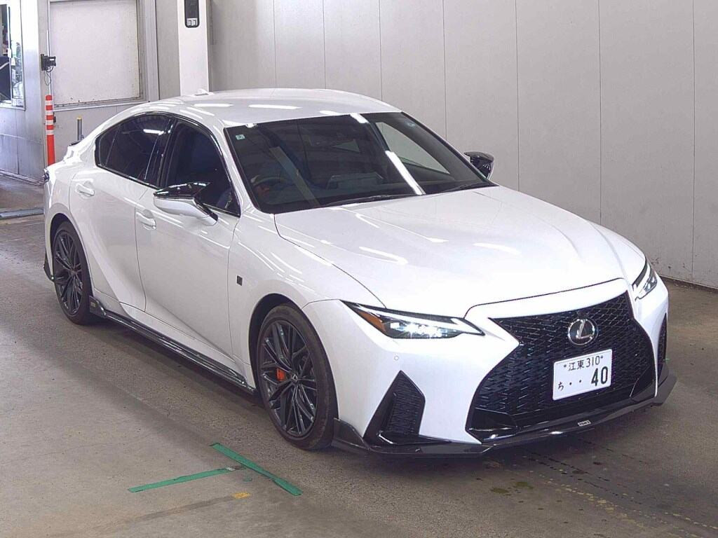 Lexus Is 2024 z aukcji japońskiej