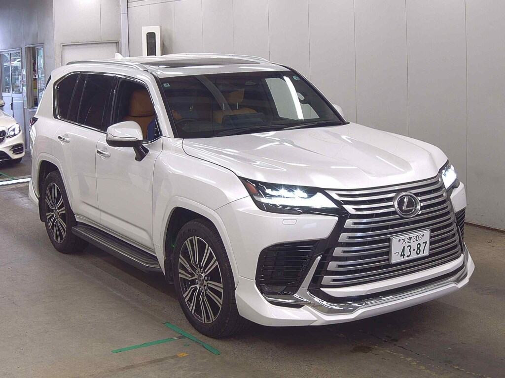 Lexus LX 2025 z aukcji japońskiej