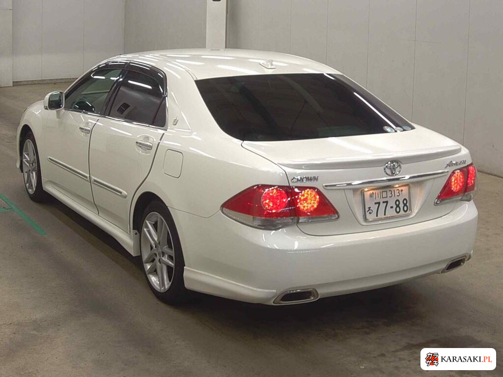 Toyota Crown 2012 z aukcji japońskiej