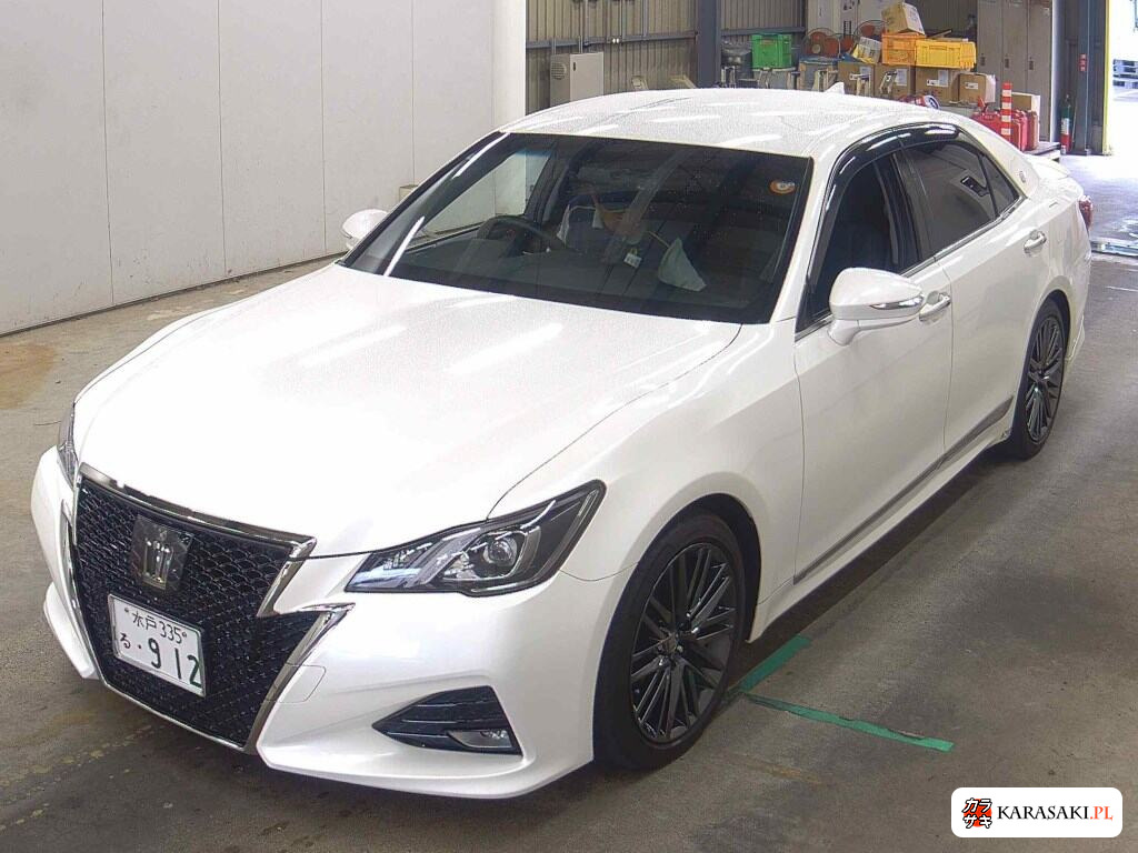 Toyota Crown 2015 z aukcji japońskiej