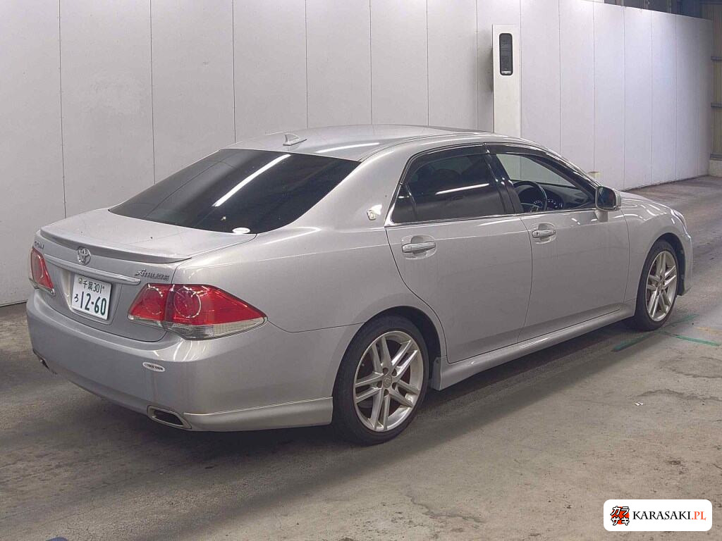2010 Toyota Crown 4D Athlete 4