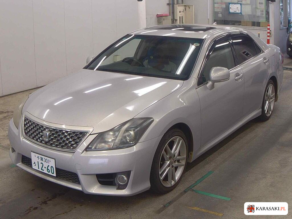 2010 Toyota Crown 4D Athlete 3