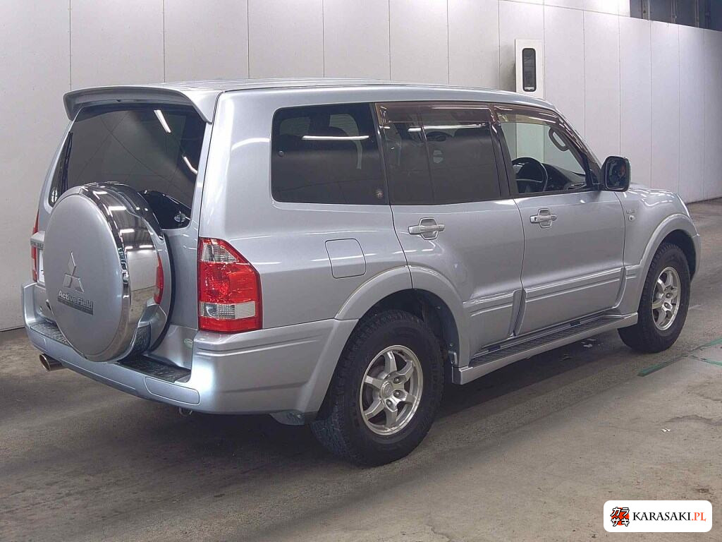 Mitsubishi Pajero 2005 z aukcji japońskiej