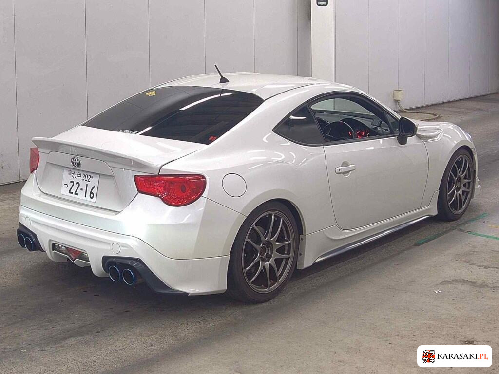 Toyota 86 2012 z aukcji japońskiej