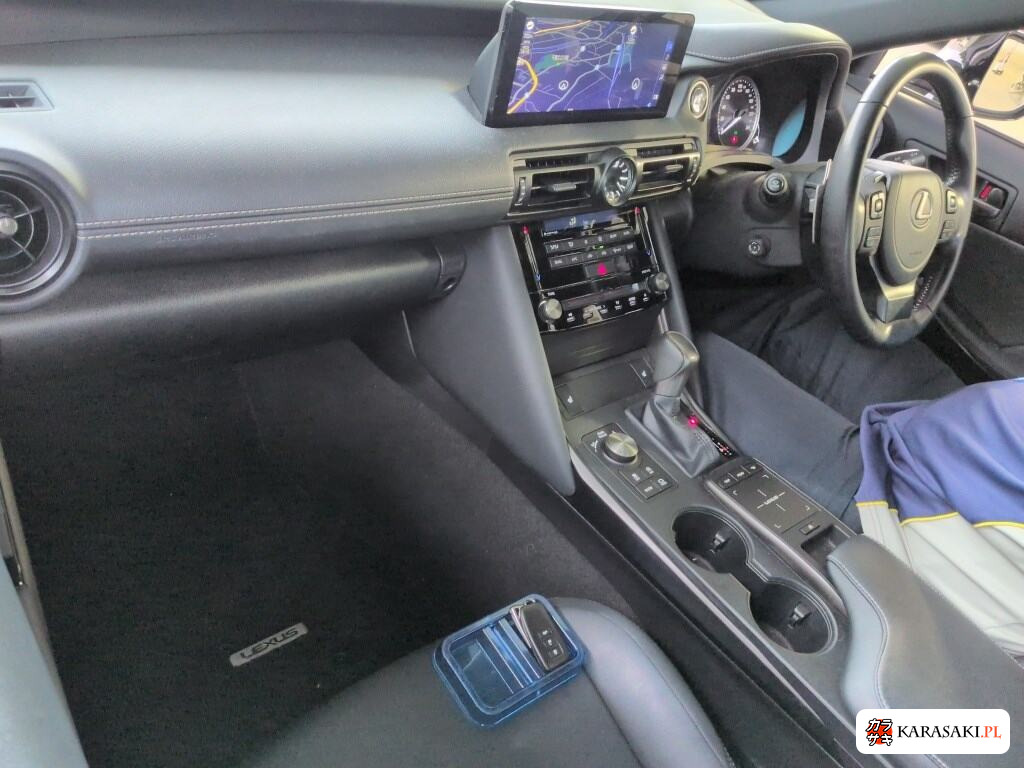 2022 Lexus Is 4D IS300 5