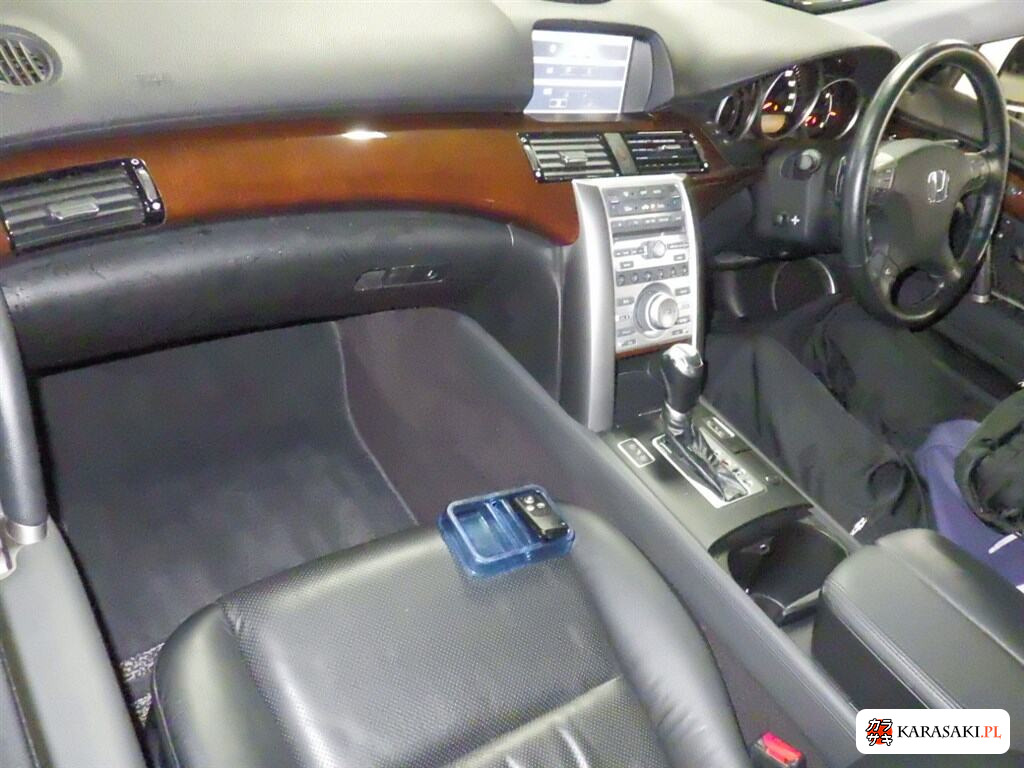 Honda Legend 2007 z aukcji japońskiej