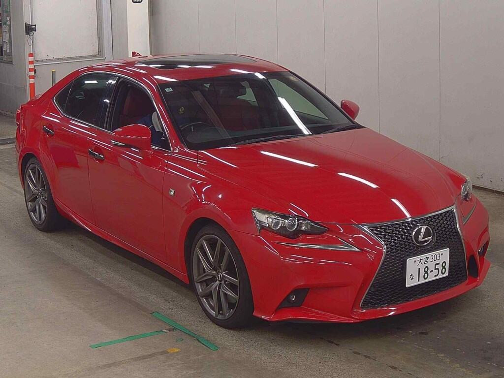 Lexus Is 2016 z aukcji japońskiej