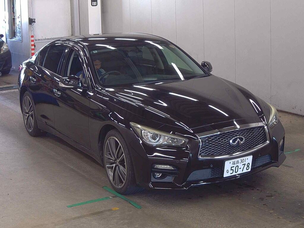 Nissan Skyline 2014 z aukcji japońskiej