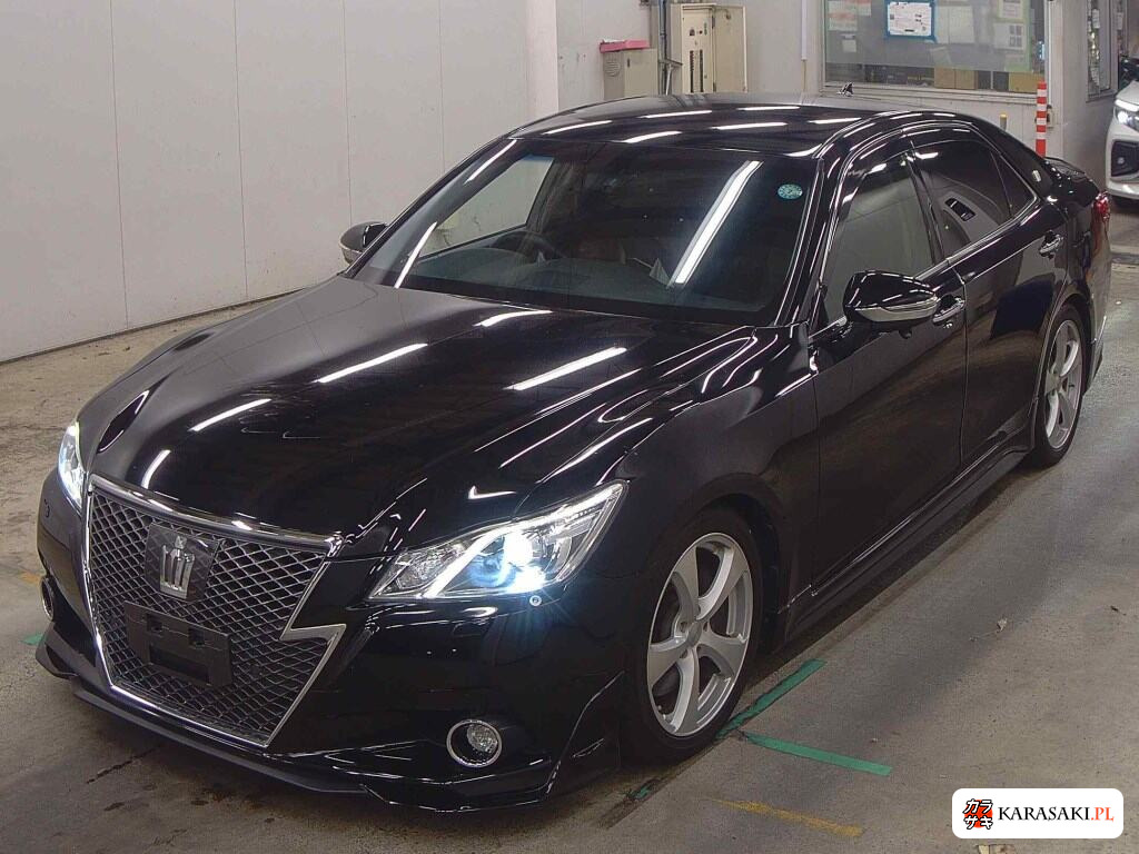 2013 Toyota Crown 4D Athlete G 3