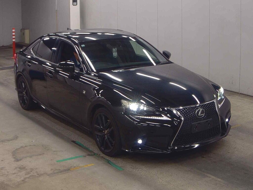 Lexus Is 2015 z aukcji japońskiej