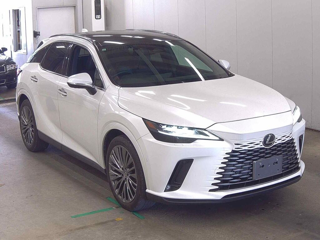 Lexus RX 2023 z aukcji japońskiej