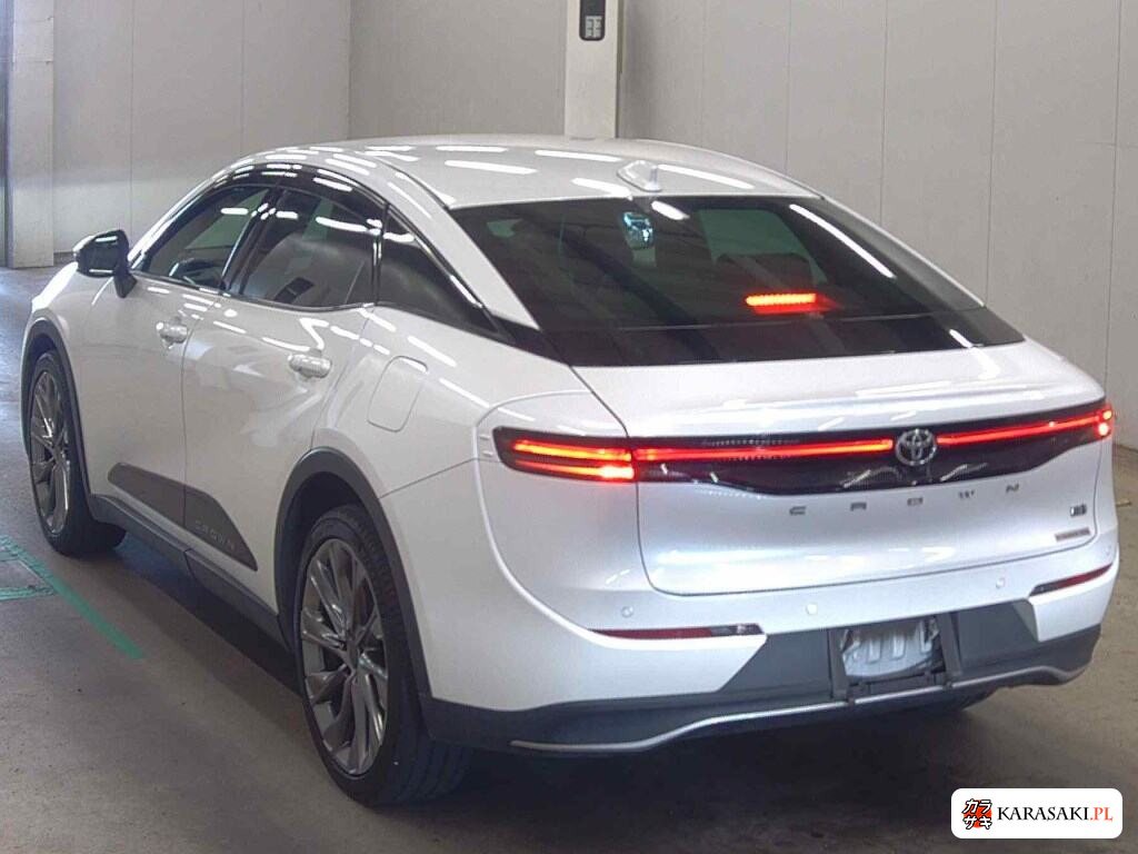 Toyota Crown Crossover 2022 z aukcji japońskiej