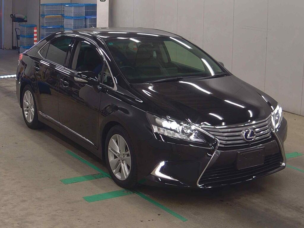 Lexus HS 2015 z aukcji japońskiej