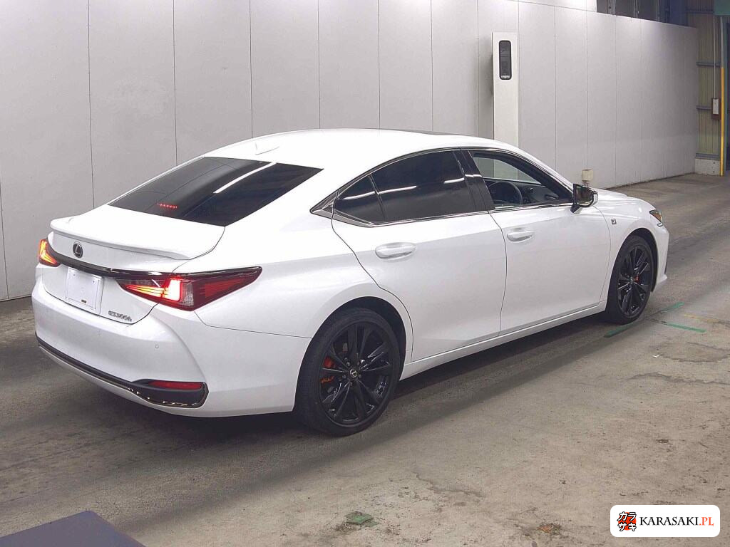Lexus Es 2023 z aukcji japońskiej