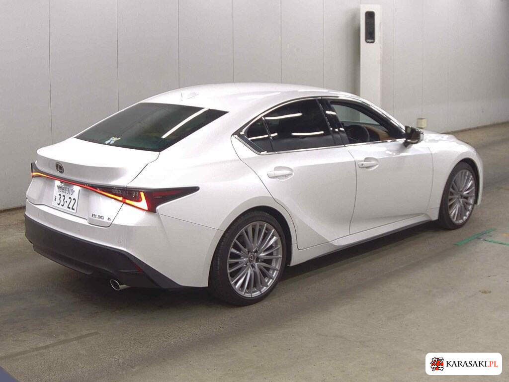 Lexus Is 2025 z aukcji japońskiej