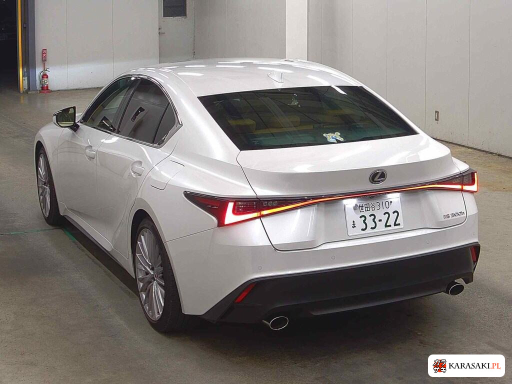 Lexus Is 2025 z aukcji japońskiej