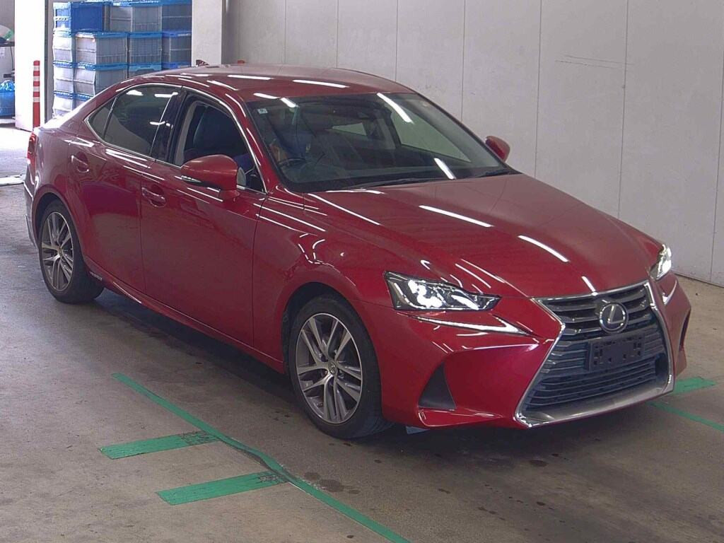 Lexus Is 2018 z aukcji japońskiej