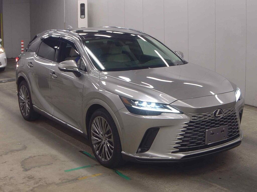 Lexus RX 2023 z aukcji japońskiej