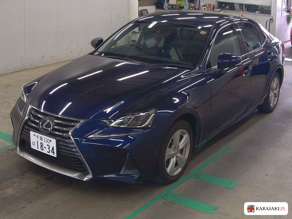 2018 Lexus Is 4D IS300H 3