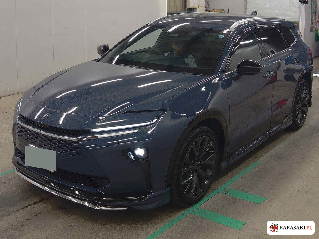 Toyota Crown Estate 2025 z aukcji japońskiej