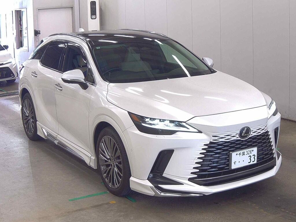 Lexus RX 2024 z aukcji japońskiej