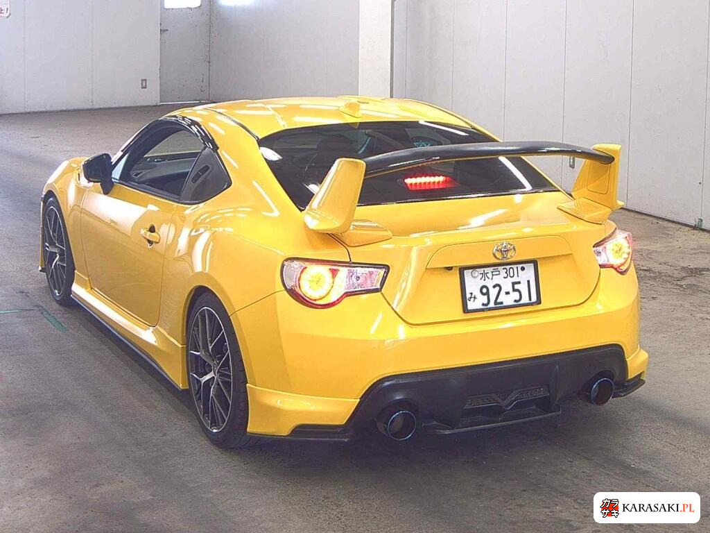 Toyota 86 2015 z aukcji japońskiej