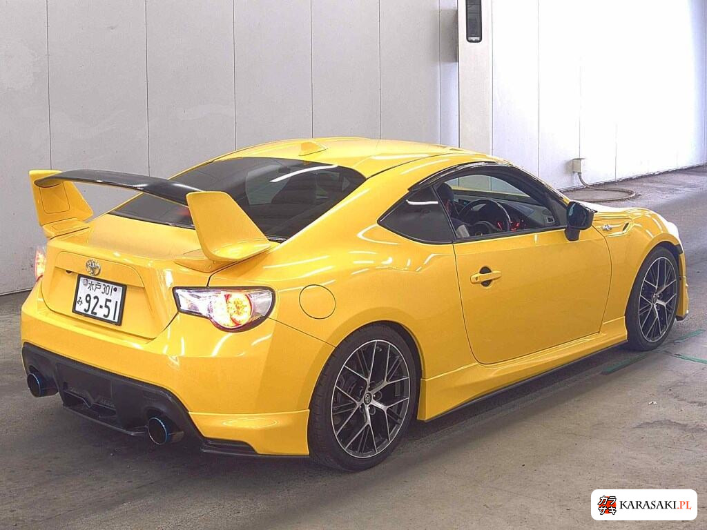 Toyota 86 2015 z aukcji japońskiej