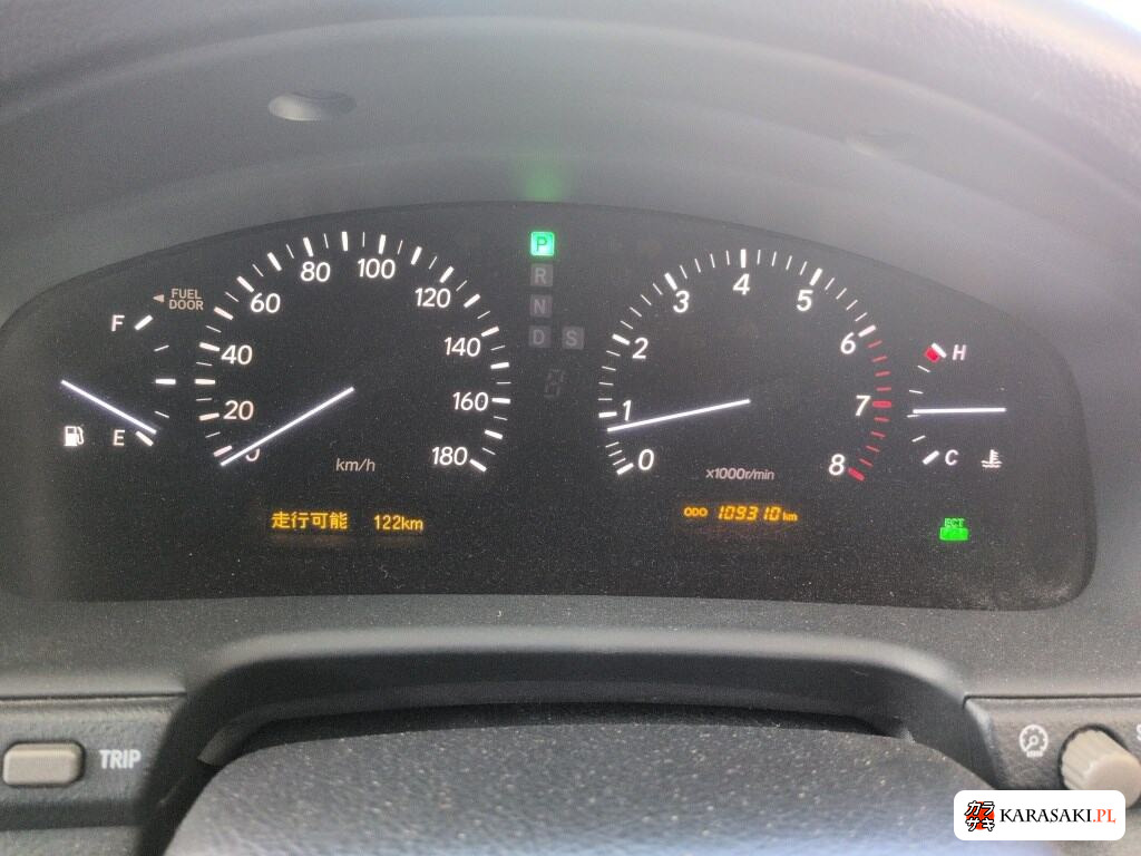 Toyota Celsior 2004 z aukcji japońskiej