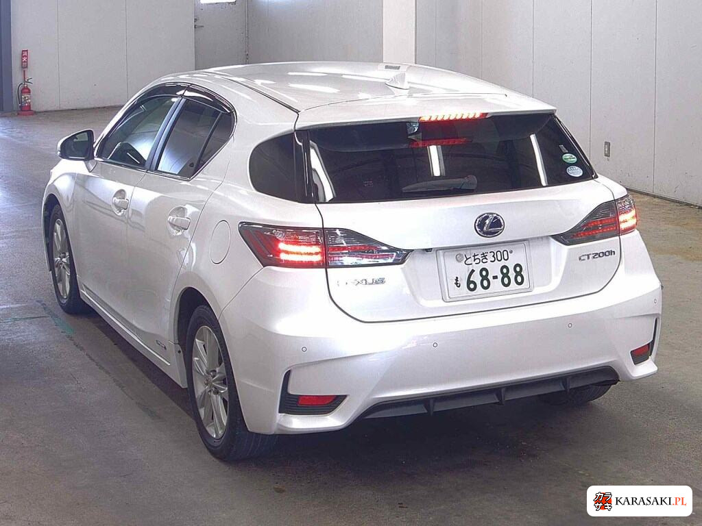 2015 Lexus CT CT200H Version C 2