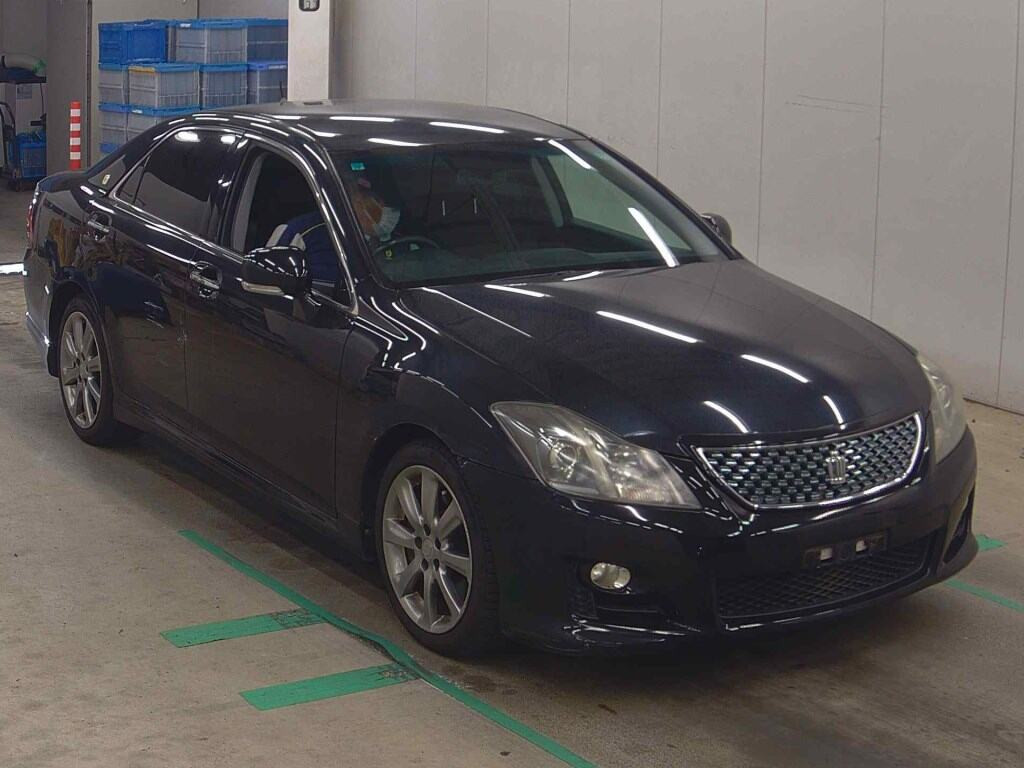 Toyota Crown 2008 z aukcji japońskiej