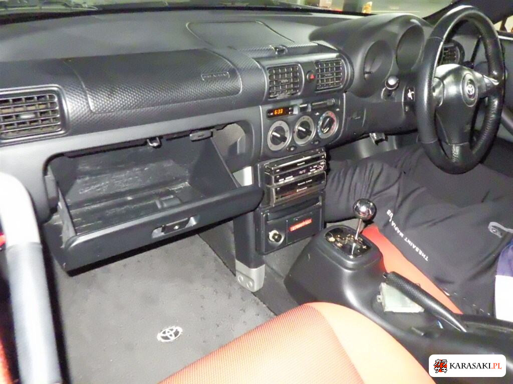 Toyota MR-S 2002 z aukcji japońskiej